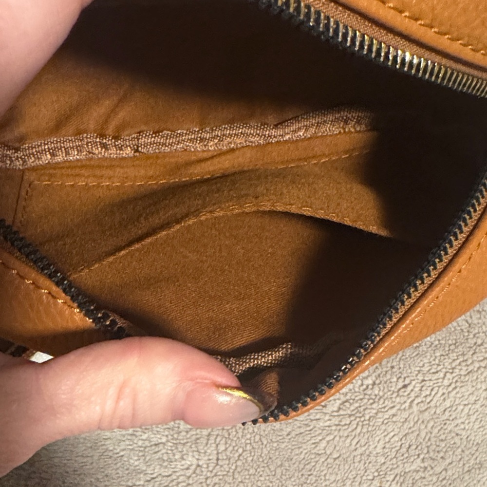 Montana West || NWT Brown Crossbody Bag with Patterned Strap - Picture 14 of 16